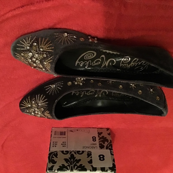 Naughty Monkey Labonge Gray Velvet StarRhinestone8 - Picture 2 of 3